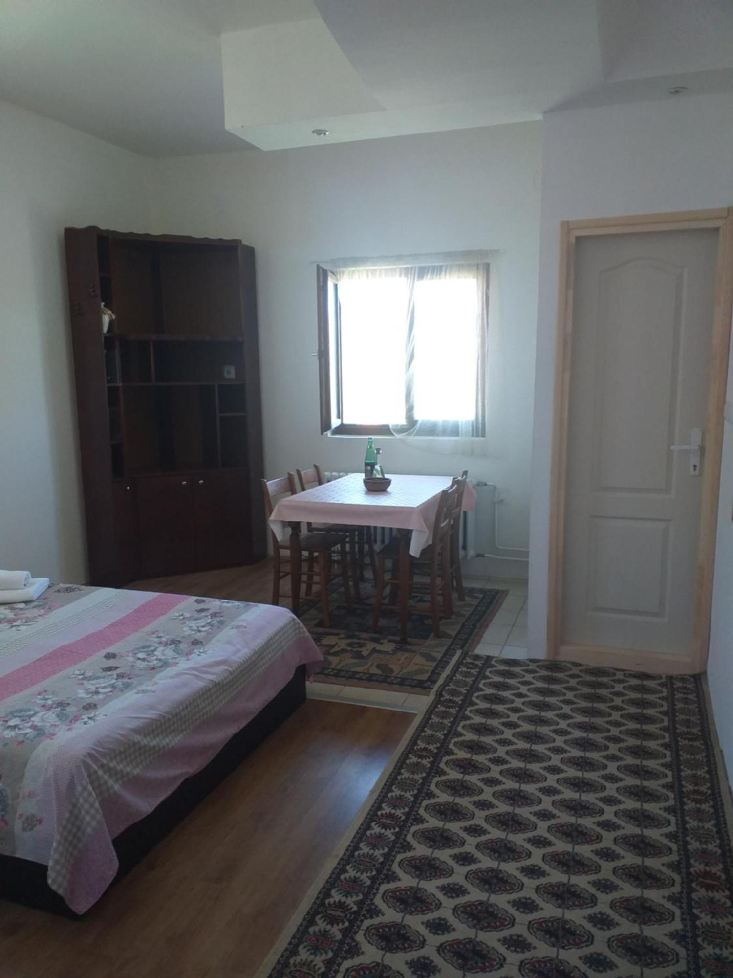 Apartman Milica Kremna Oda fotoğraf